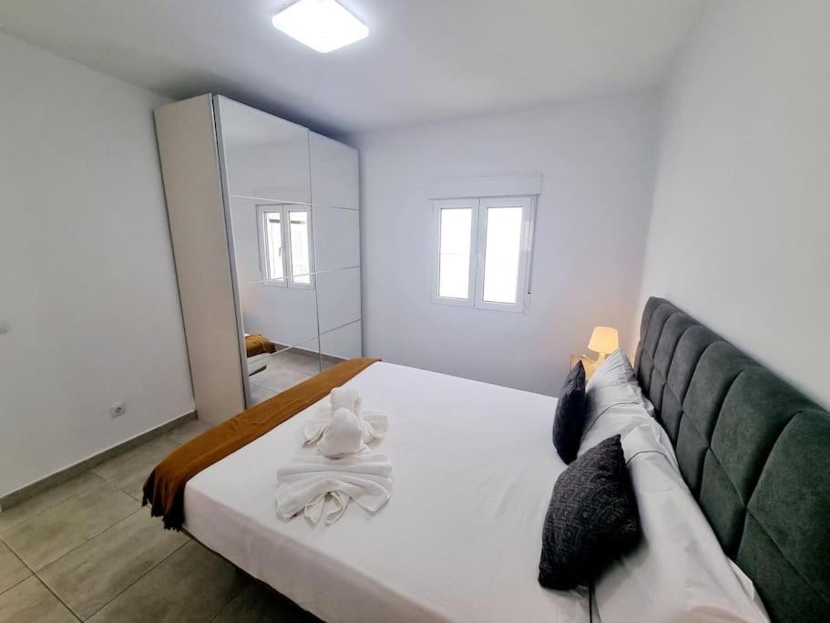 Pequeno Bungalow Firt Line Of The Sea Costa Teguise Zewnętrze zdjęcie